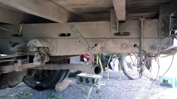 รถบรรทุก 6 ล้อ ยี่ห้อ ISUZU