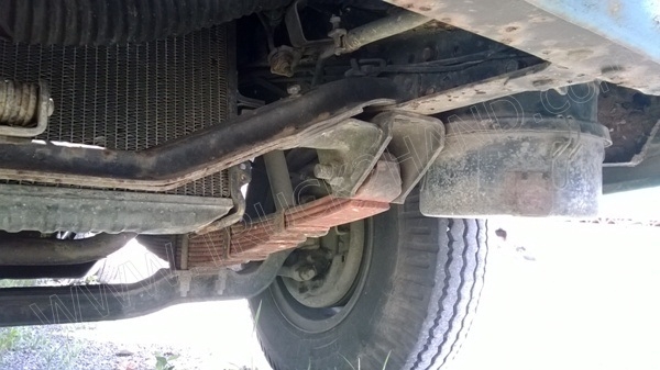 รถบรรทุก 6 ล้อ ยี่ห้อ ISUZU