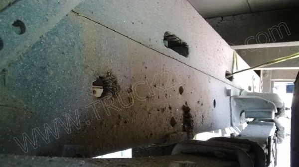 รถบรรทุก 6 ล้อ ยี่ห้อ ISUZU