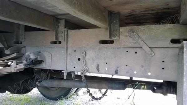 รถบรรทุก 6 ล้อ ยี่ห้อ ISUZU