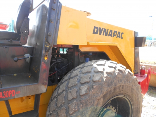 ขายรถบด DYNAPAC ราคา 1000000 บาท ขายรถบด DYNAPAC ราคา 1000000 บาท