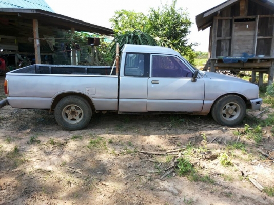 **55,000 บ.ต่อรอง**ขายกระบะแค็ป เข้าไร่เข้าสวน ISUZU KB2500 เครื่องมังกรทองยอดนิยม  เครื่องแน่นดี แรง ประหยัด เกียร์ดีไม่หลุด ช่วงล่างแน่น คัสซีดี มีตำหนิ ปะด้านหน้าซ้ายหน่อย ดามบนล่างแล้ว กระบะดีพื้นดีไม่ผุ หัวเก๋งดีมีผุนิดหน่อย คอนโซลดี ล้อแม็ก ยางดี4เส