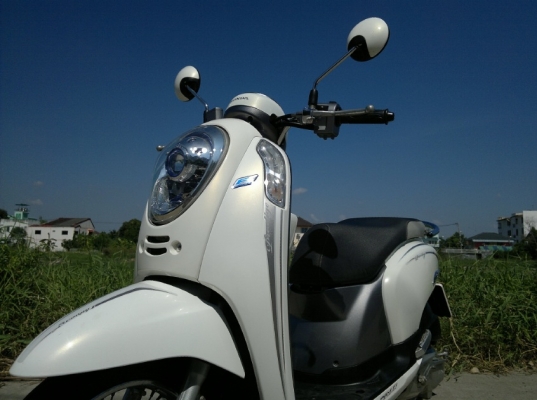 @@@    ( รุ่นใหม่...ไม่แพง..ช้า...อดแน่ๆ ) ขาย ฮอนด้า Scoopy i  NEW  โฉมใหม่  ปี 2013 ราคา 27,000 บาท     @@@