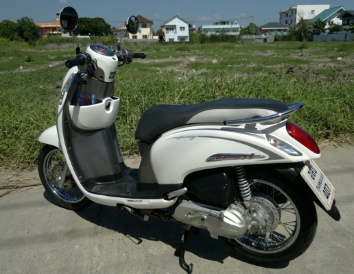 @@@    ( รุ่นใหม่...ไม่แพง..ช้า...อดแน่ๆ ) ขาย ฮอนด้า Scoopy i  NEW  โฉมใหม่  ปี 2013 ราคา 27,000 บาท     @@@