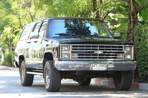 ขาย chevrolet suburban 1986