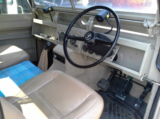 ขาย LAND ROVER DISCOVERY SERIES I  กระบะ ประมาณ ปี 1968