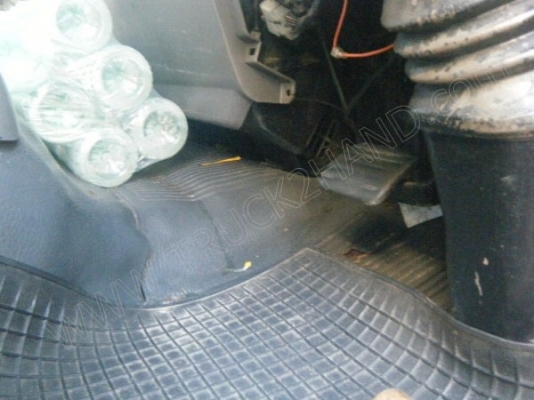 รถบรรทุก 10 ล้อตู้เปียก ยี่ห้อ HINO