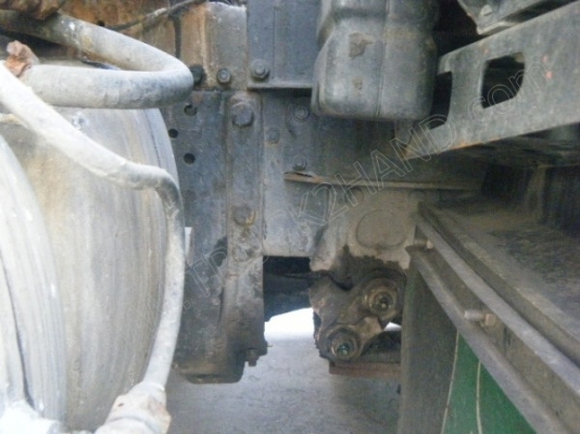 รถบรรทุก 10 ล้อตู้เปียก ยี่ห้อ HINO