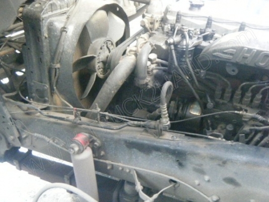 รถบรรทุก 10 ล้อตู้เปียก ยี่ห้อ HINO