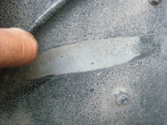 รถบรรทุก 10 ล้อตู้เปียก ยี่ห้อ HINO