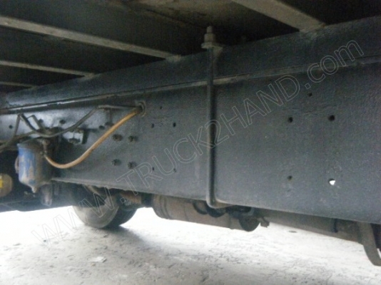 รถบรรทุก 10 ล้อตู้เปียก ยี่ห้อ HINO