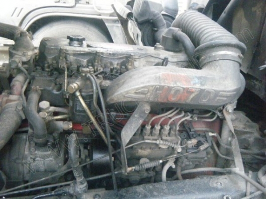 รถบรรทุก 10 ล้อตู้เปียก ยี่ห้อ HINO