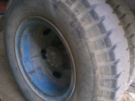 ขาย กระทะล้อ 6รู ขอบ20นิ้ว พร้อมยาง 900/20 ด่วน