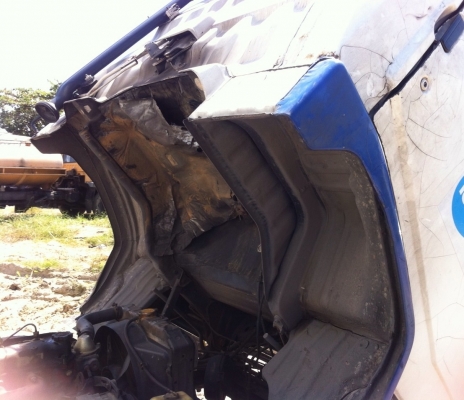 ขายถูก. รถบรรทุก 6 ล้อ HINO FB 113  สภาพพร้อมใช้. ติดต่อ เบียร์ 087-8238885 Ais 095-549-6823 true