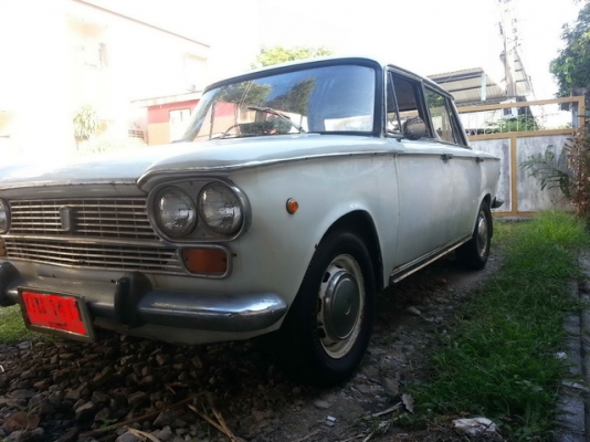 ขาย Fiat 1500 หล่อๆ " น่าสะสม " ขาย Fiat 1500 หล่อๆ " น่าสะสม "