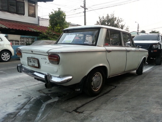 ขาย Fiat 1500 หล่อๆ " น่าสะสม " ขาย Fiat 1500 หล่อๆ " น่าสะสม "