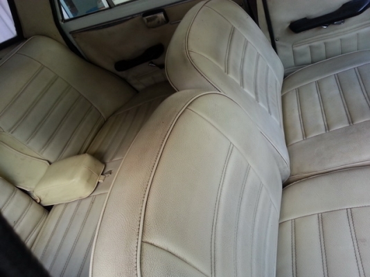 ขาย Fiat 1500 หล่อๆ " น่าสะสม " ขาย Fiat 1500 หล่อๆ " น่าสะสม "