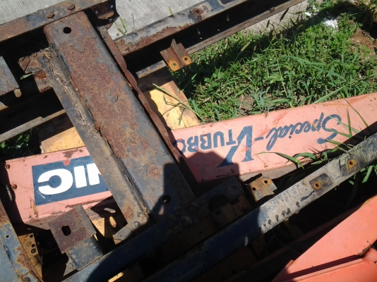 ขายเครน 3 ตัน เก่าจากทหาร ประมูลมา 2 ปลอกยูนิต แต่โดนขโมย