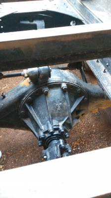 ขายช่วงล่างสิบล้อเพลาเดียวทั้งชุด