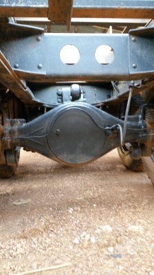 ขายช่วงล่างสิบล้อเพลาเดียวทั้งชุด