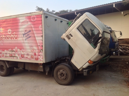 ISUZU NPR59LUFM 115 ห้างแท้ปี38 เสี่ยสั่งลุย ตู้แห้งอย่างงาม หรือแพ็คคู่ FB120 ราคา428000 ครับ