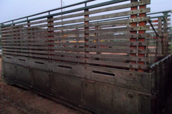 ขายด่วนกะบะรถสิบล้อมิทชูกะบะไม้พร้อมยกใส่รถใช้งานได้เลย