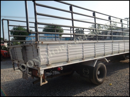 ขายด่วน รถบรรทุก 6 ล้อ HINO FD3H 210 แรง ช่วงยาว 6.4M รถสวยมาก สภาพพร้อมใช้งาน ราคาสุดคุ้ม