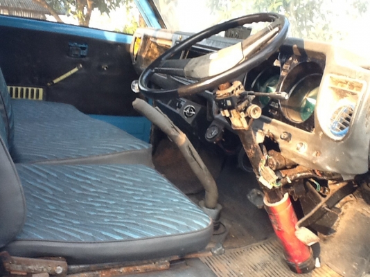 ขายครับ KS 777. เครื่อง 4BD1 ฝาขาว แอร์หนาวแคชชีพอไปวัด เครื่องดีมาก powerพร้อมใช้งานจ้า