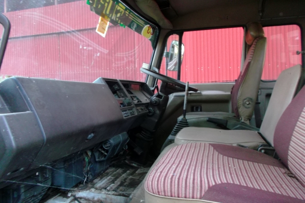 ขายด่วนรถ6ล้อFDเครือง185แรงม้ารถสวยมากติดเครน3ตัน ขายด่วนรถ6ล้อFDเครือง185แรงม้ารถสวยมากติดเครน3ตัน