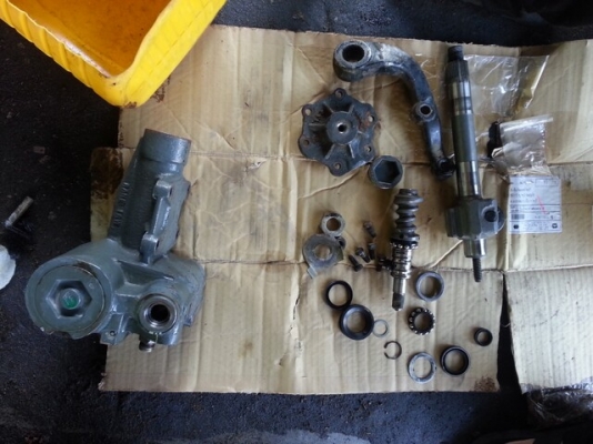 ซ่อมกระปุกพวงมาลัยรถบรรทุก TATA