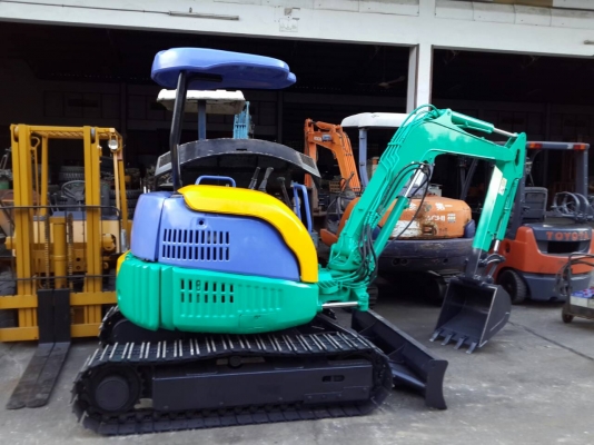 ขาย รถขุด KOMATSU รุ่น PC30MR แทร็กเหล็ก มือสองญี่ปุ่น