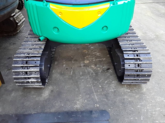 ขาย รถขุด KOMATSU รุ่น PC30MR แทร็กเหล็ก มือสองญี่ปุ่น