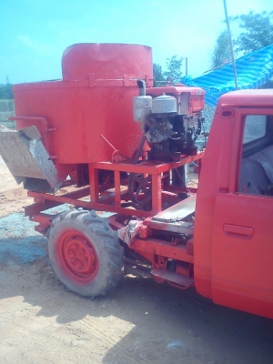 ขายรถโม่ปูน  ตัวรถ Nissan FB23 เครื่องยนต์วางใหม่ ของ ISUZU เอล