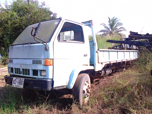 ขายรถหกล้อ100แรง มีทะเบียน ม.79