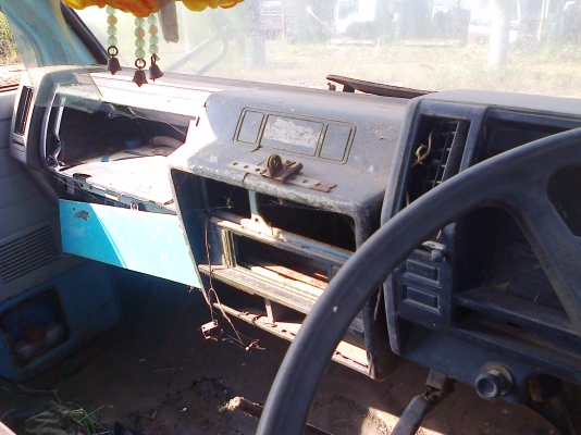 ขายรถหกล้อ100แรง มีทะเบียน ม.79