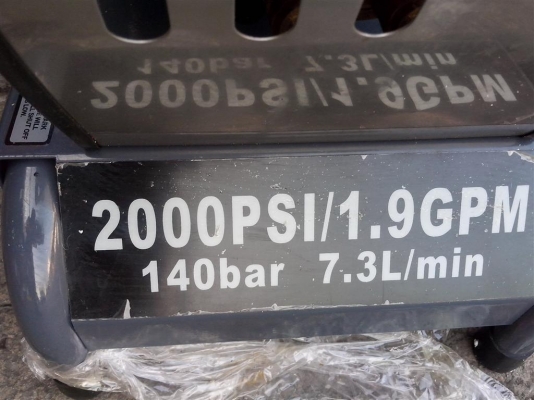 ขายเครื่องฉีดน้ำเเรงดันสูง ของใหม่ครับ 140 BAR เปิดกิจการ ล้างอัดฉีดครับ