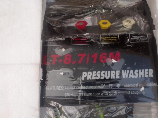 ขายเครื่องฉีดน้ำเเรงดันสูง ของใหม่ครับ 140 BAR เปิดกิจการ ล้างอัดฉีดครับ