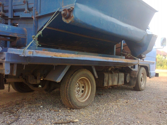 ขาย NHR 55 E แหนบหน้า_หลัง เครือง 4JB1 ฝาดำ 100 แรง เครื่องดีๆ แชชซีสวยๆ ไม่รวมตู้สีข้าว