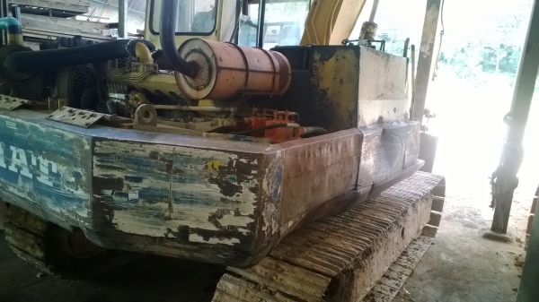 PC120-3 รถดี ใช้งานดี ช่วงล่างสวย เฟมสวย บอด๊้รอบคันไม่สวย