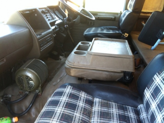 ขายหัวรถบรรทุก hino