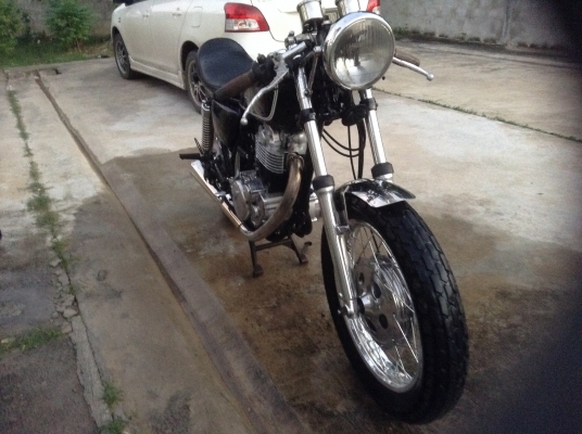 ขายsr400 คาเฟ่ เก็บงานแล้ว พร้อมส่ง ราคา 60,000 ต่อลองได้คับ 080-2088341