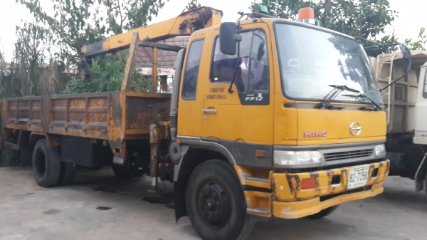 ขายด่วนหกล้อติดเครน 3.5 ตันยาว6.5เมตร HINO FF1J  เครื่องJO8 210แรงสภาพพร้อมใช้ราคาถูกโทร 0801515451