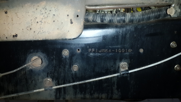 ขายด่วนหกล้อติดเครน 3.5 ตันยาว6.5เมตร HINO FF1J  เครื่องJO8 210แรงสภาพพร้อมใช้ราคาถูกโทร 0801515451