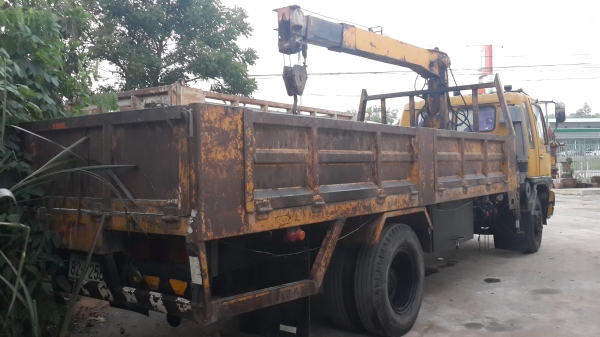 ขายด่วนหกล้อติดเครน 3.5 ตันยาว6.5เมตร HINO FF1J  เครื่องJO8 210แรงสภาพพร้อมใช้ราคาถูกโทร 0801515451