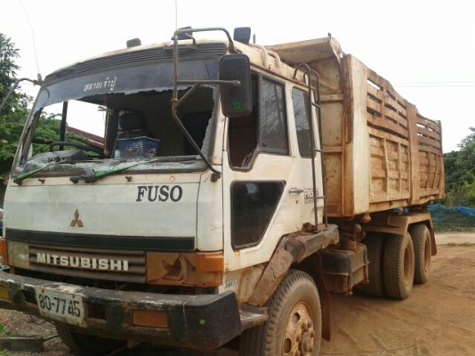 ขายด่วนไอ้หลงสองเพลาดั้ม สิบสปีด  FN527MTD1325 เพลาบุ๋มขายตามสภาพราคาแบบนี้หายากรีบหน่อยครับโทร0801515451