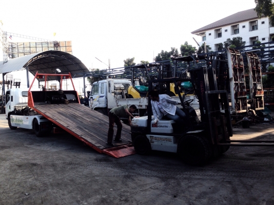 ***ส่งลูกค้าลำปาง*** KOMATSU FD30-11 เสาสูง5เมตร ***ส่งลูกค้าลำปาง*** KOMATSU FD30-11 เสาสูง5เมตร