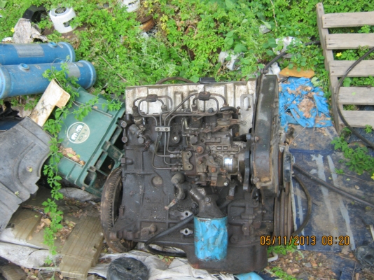 ขายเครื่องนิสสันld20สองเครื่ิองราคาถูก