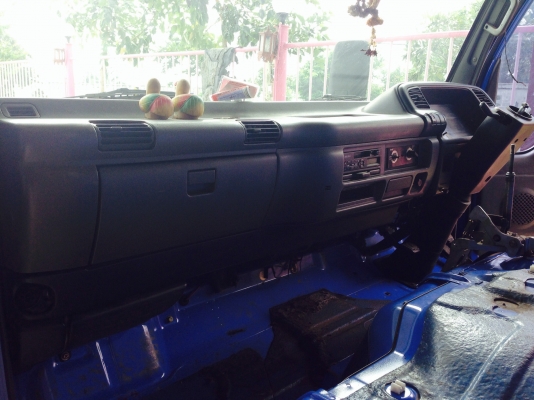 6ล้อNPR 130เทอร์โบ ยาว5เมตร จัดได้600000ครับปี48 ถ้าต้อการกระบะคาโก้ได้นะครับ 6ล้อNPR 130เทอร์โบ ยาว5เมตร จัดได้600000ครับปี48 ถ้าต้อการกระบะคาโก้ได้นะครับ