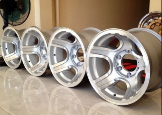 ขายล้อ Interspeed Japan ขอบ 15x10 ออฟ-40 ใส่ 6 รูกระบะ ก้านสุดแอ่น ลึก 6 นิ้ว