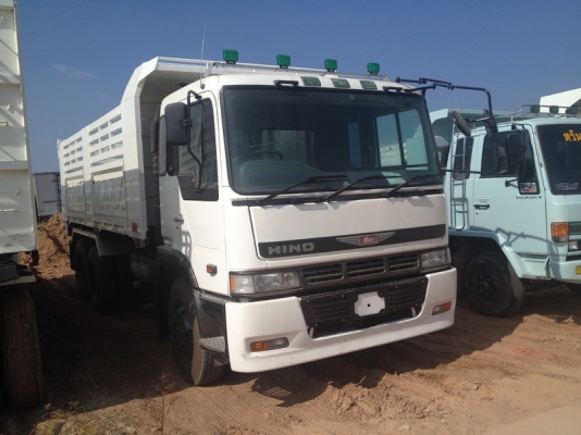 ขายด่วน 10 ล้อดั้มดิน HINO PROFIA เครื่องแดวู GE12TI 340 แรงม้าทำใหม่ทั้งคันสภาพเหมื่อนรถใหม่ครับคุ้มค่ามาดูรถก่อนหรือโทรสอบถามได้เลยครับ